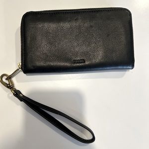 Fossil wristlet